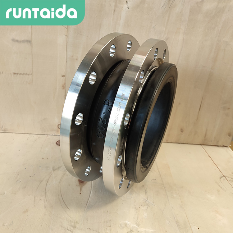 潤泰達-橡膠接頭(tóu)單球體彈性橡膠軟接頭